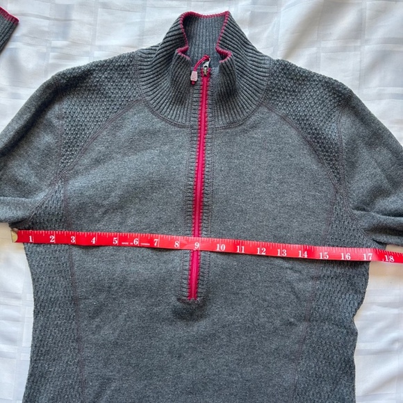 Eddie Bauer Quarter Zip Grey Lightweight Top - Picture 6 of 13